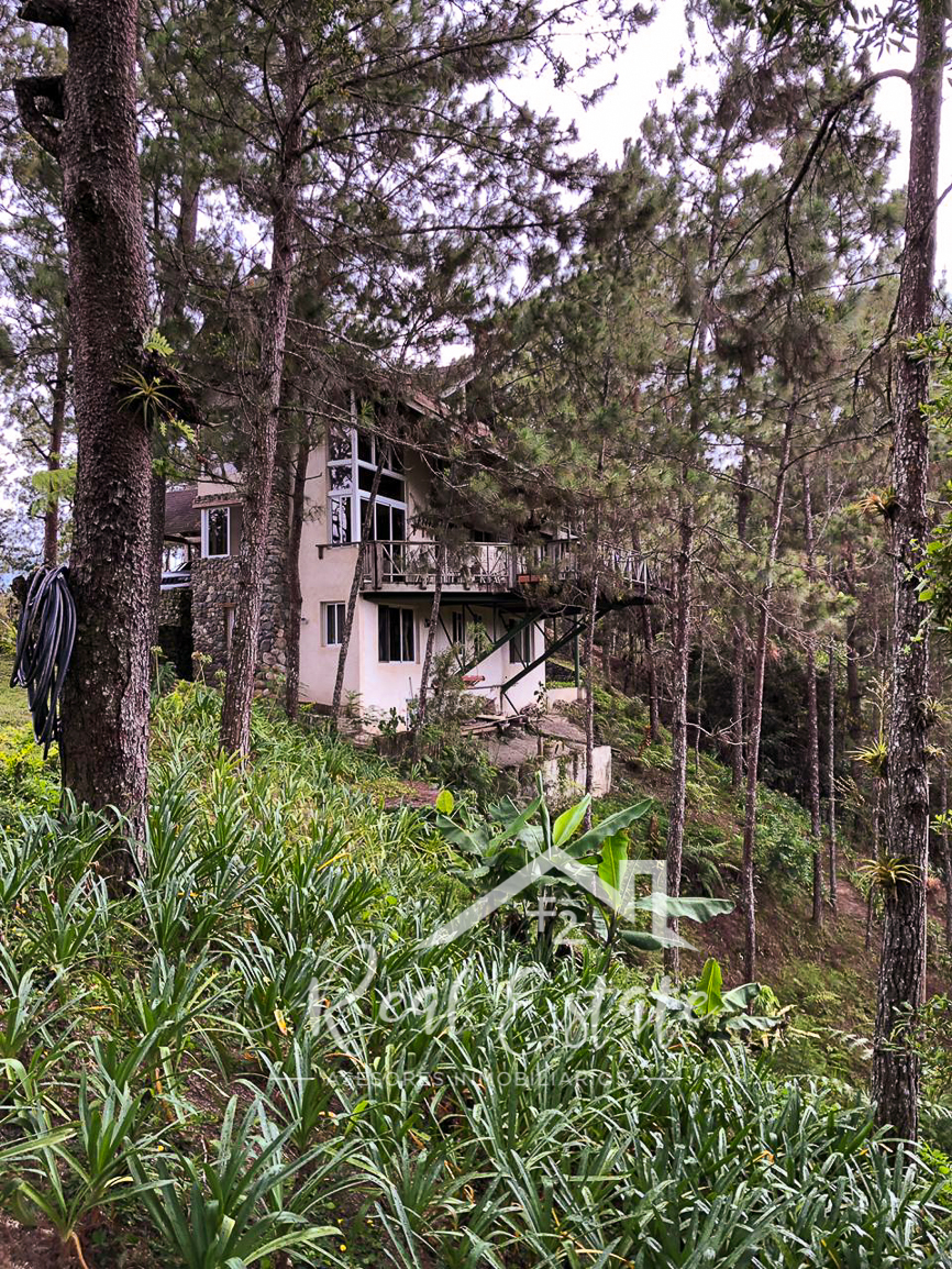 F2 Real Estate F2 Real Estate