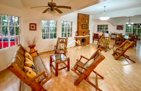 Venta Villa Amueblada EO, Jarabacoa (Ref-A0163)