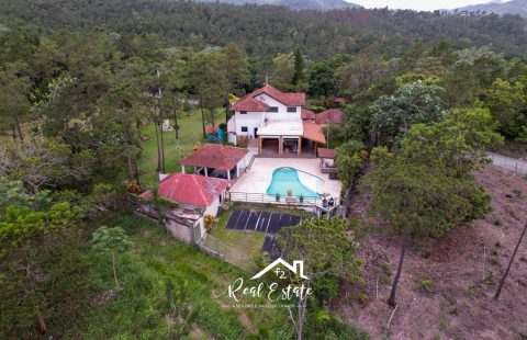 VENTA VILLA BLANCA, JARABACOA - Ref.A0184